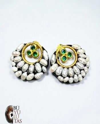 Tasarım Barok İnci ve Yeşil Zirkon İşlemeli Otantik Sanat Küpe