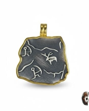 Altın Kaplama Oksitli Gümüş Kaya Resmi Figürlü Otantik Kolye Ucu